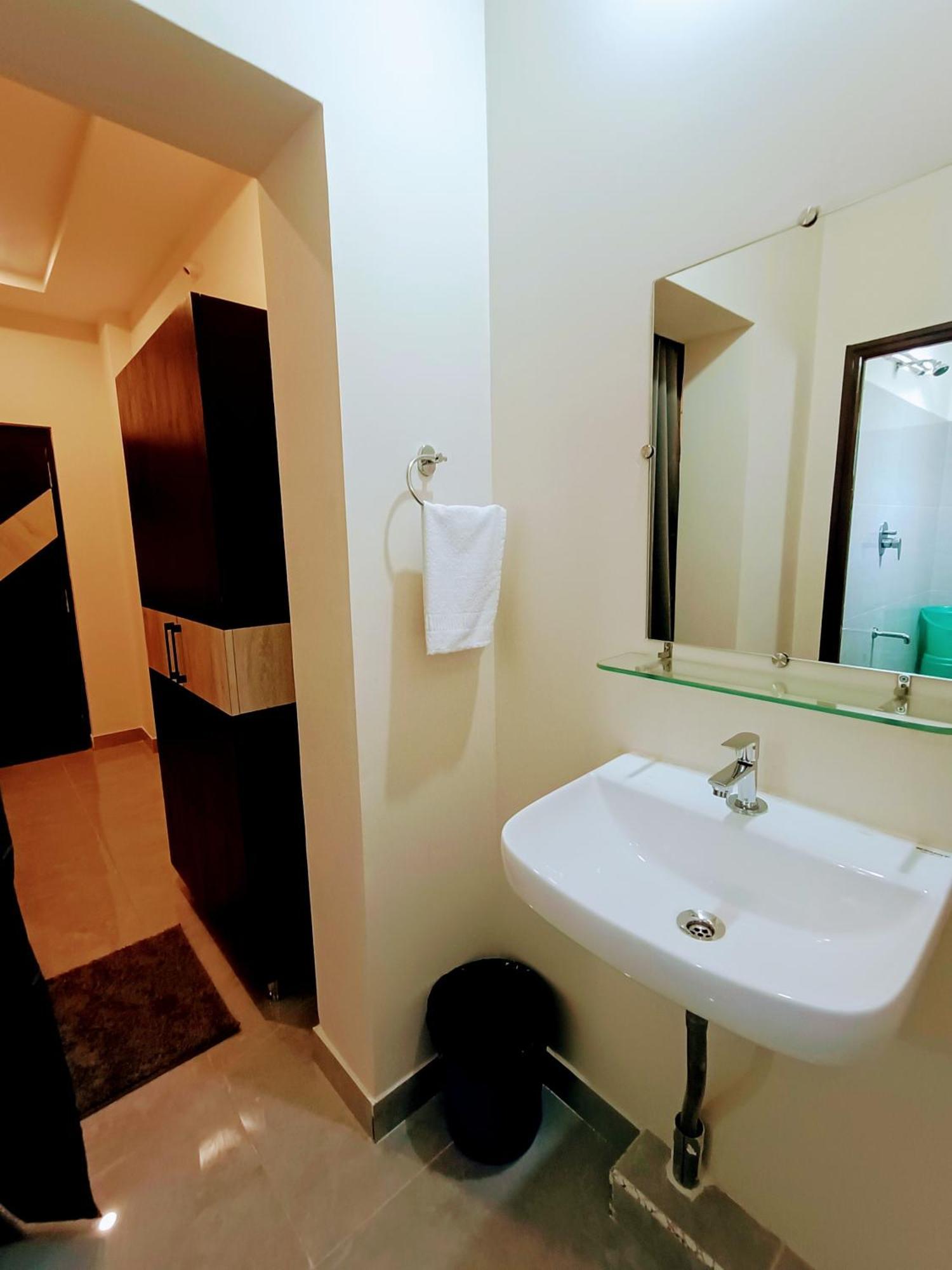 Mgr Residency Villa Шрикалахащи Екстериор снимка